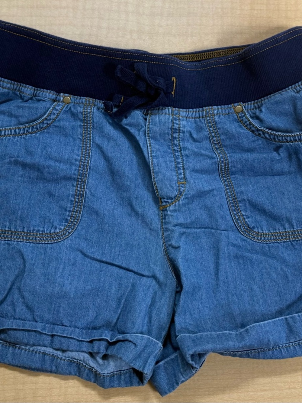 Casual Blue Knit-Waist Kids Denim Shorts size 14R like new